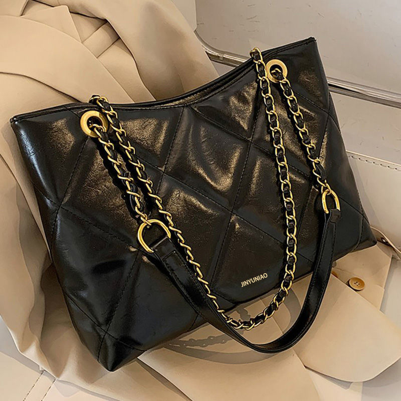 Shoulder Bags